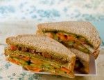 Bread slices with healthy hummus & vegetables