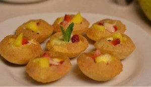 Golgappa chat with vegetables and fruits