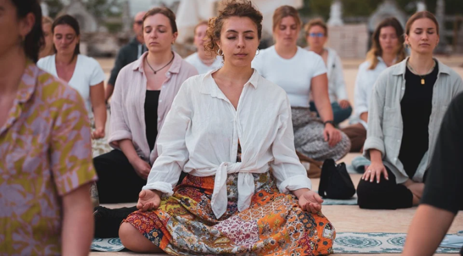 Vipassana and Zen Meditation