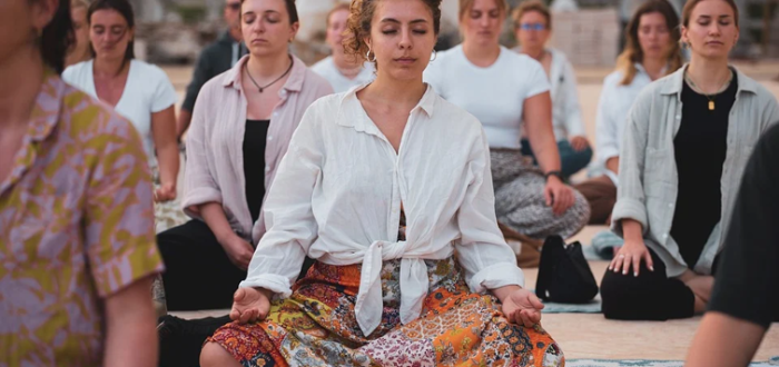 Vipassana and Zen Meditation